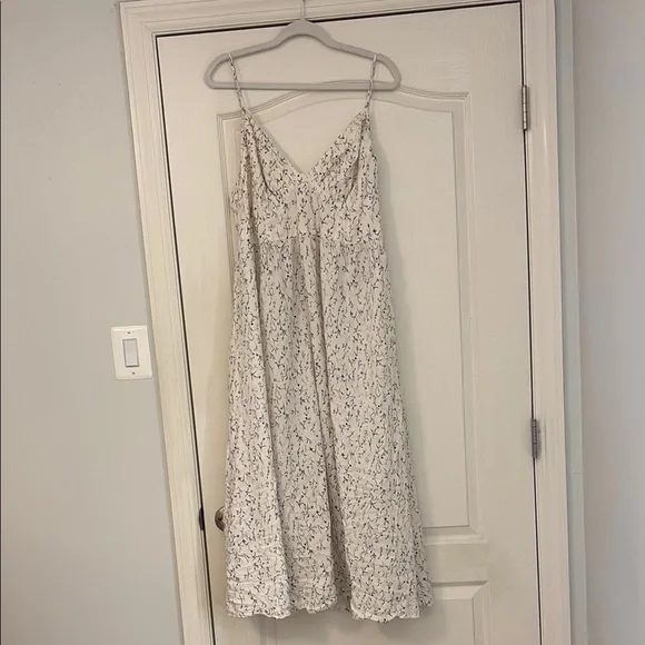 H&M White Floral Maxi Dress